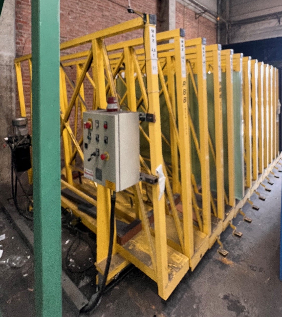 STO-038 17 pos DLF semi automatic storage